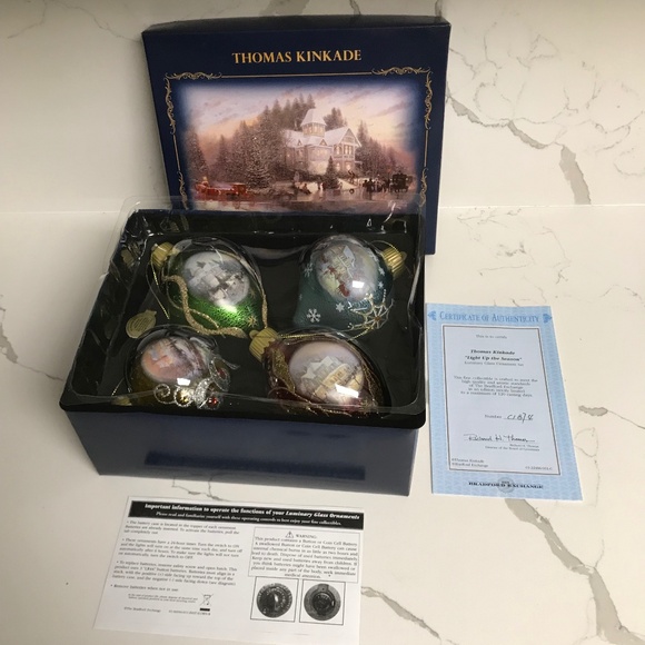Thomas Kinkade 4 Glass Christmas Luminary Ornaments “Light up the Season” - Picture 1 of 8
